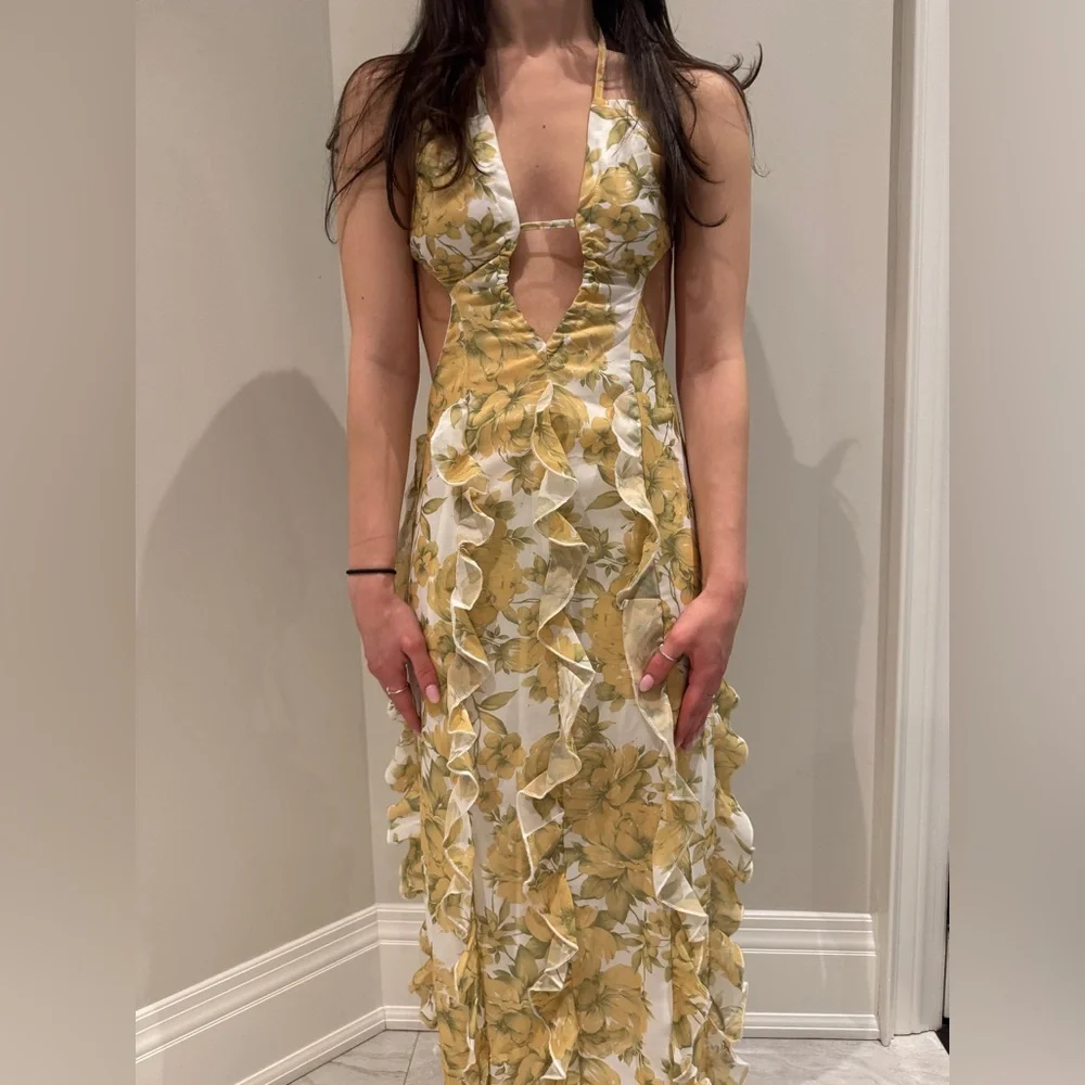 Floral Yellow and White Women's Dress - Picture 2 of 3